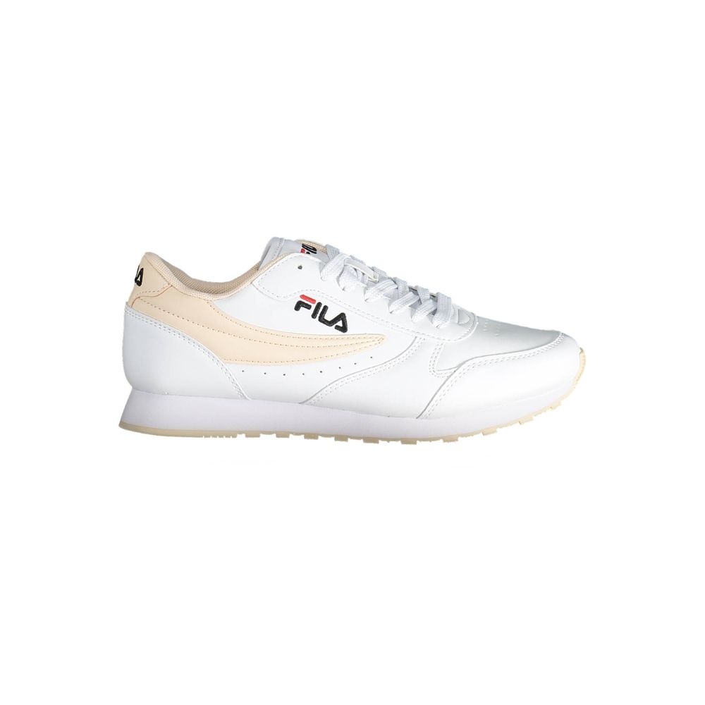 

Белые синтетические женские кроссовки Fila
