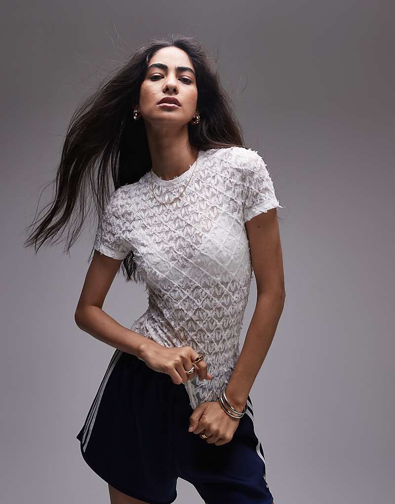 

Topshop – Белая футболка из фактурного кружева s