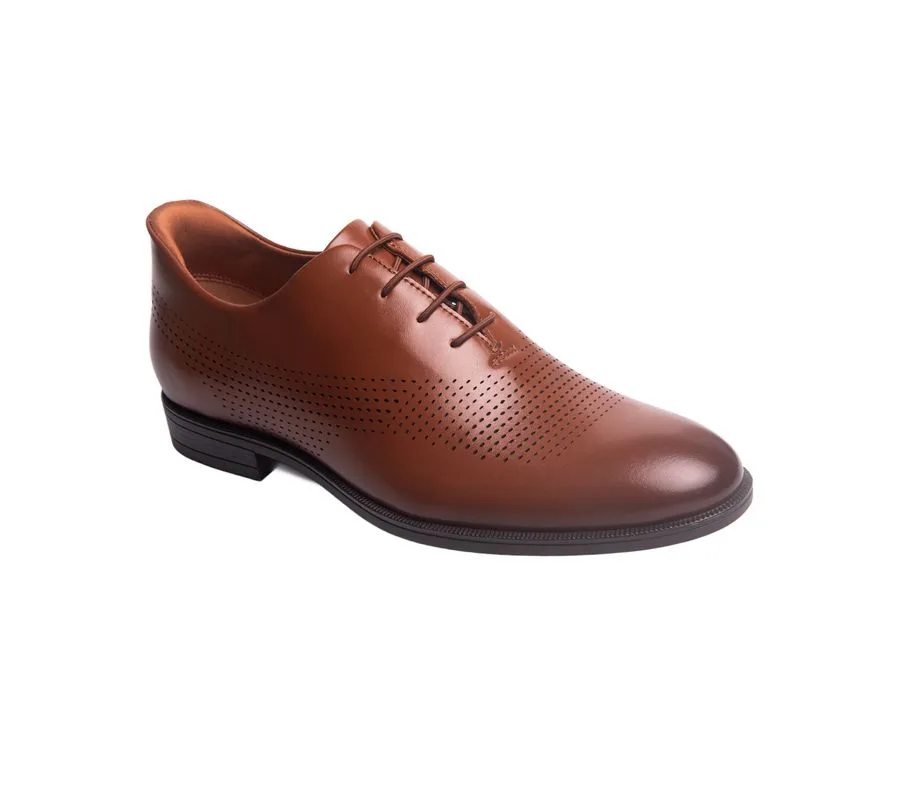 Перфорированные классические оксфорды East Road с технологией Hands-Free Slip On Marc Joseph New York, Cognac