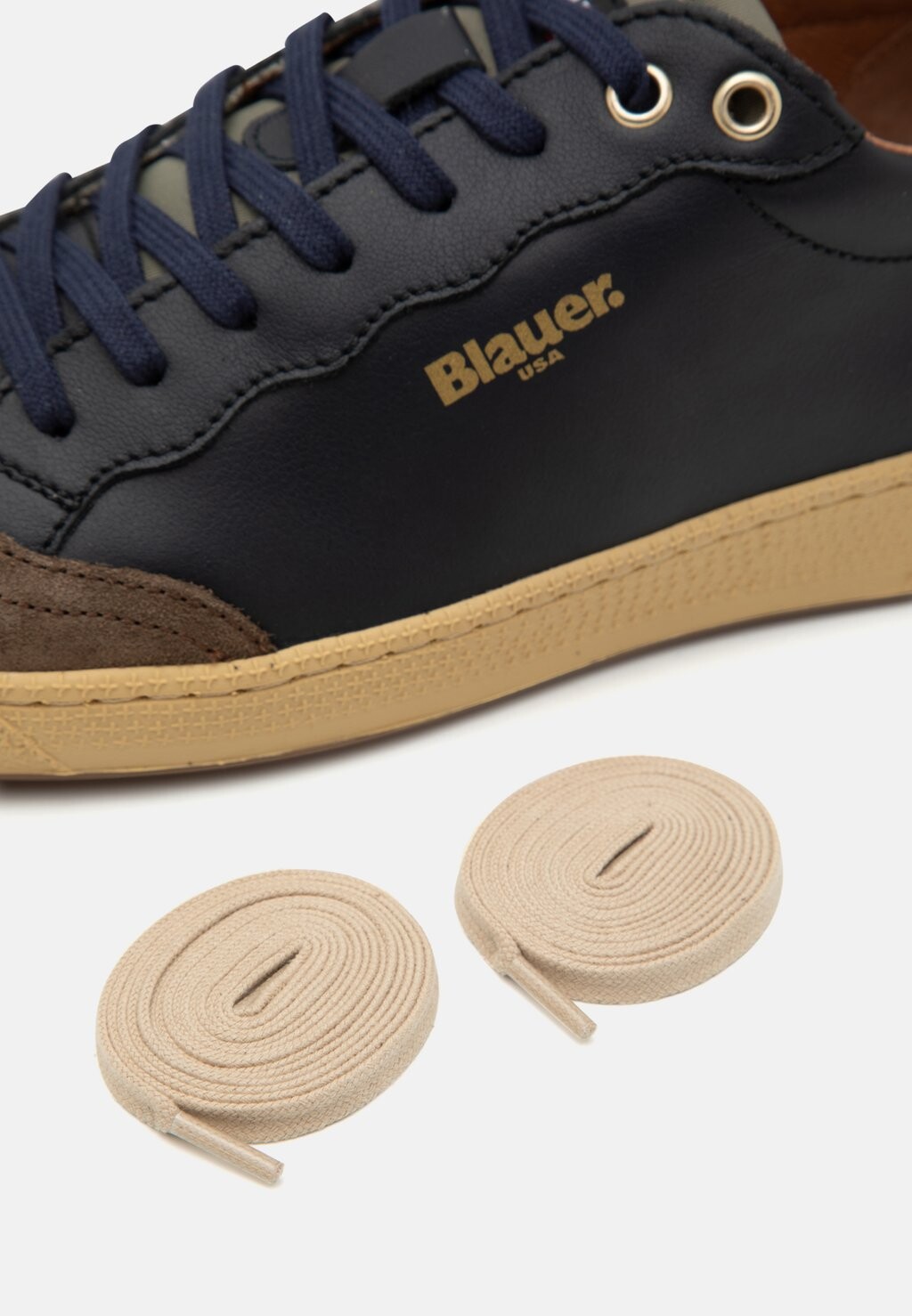 

Кроссовки на шнуровке MURRAY Blauer, коричневый
