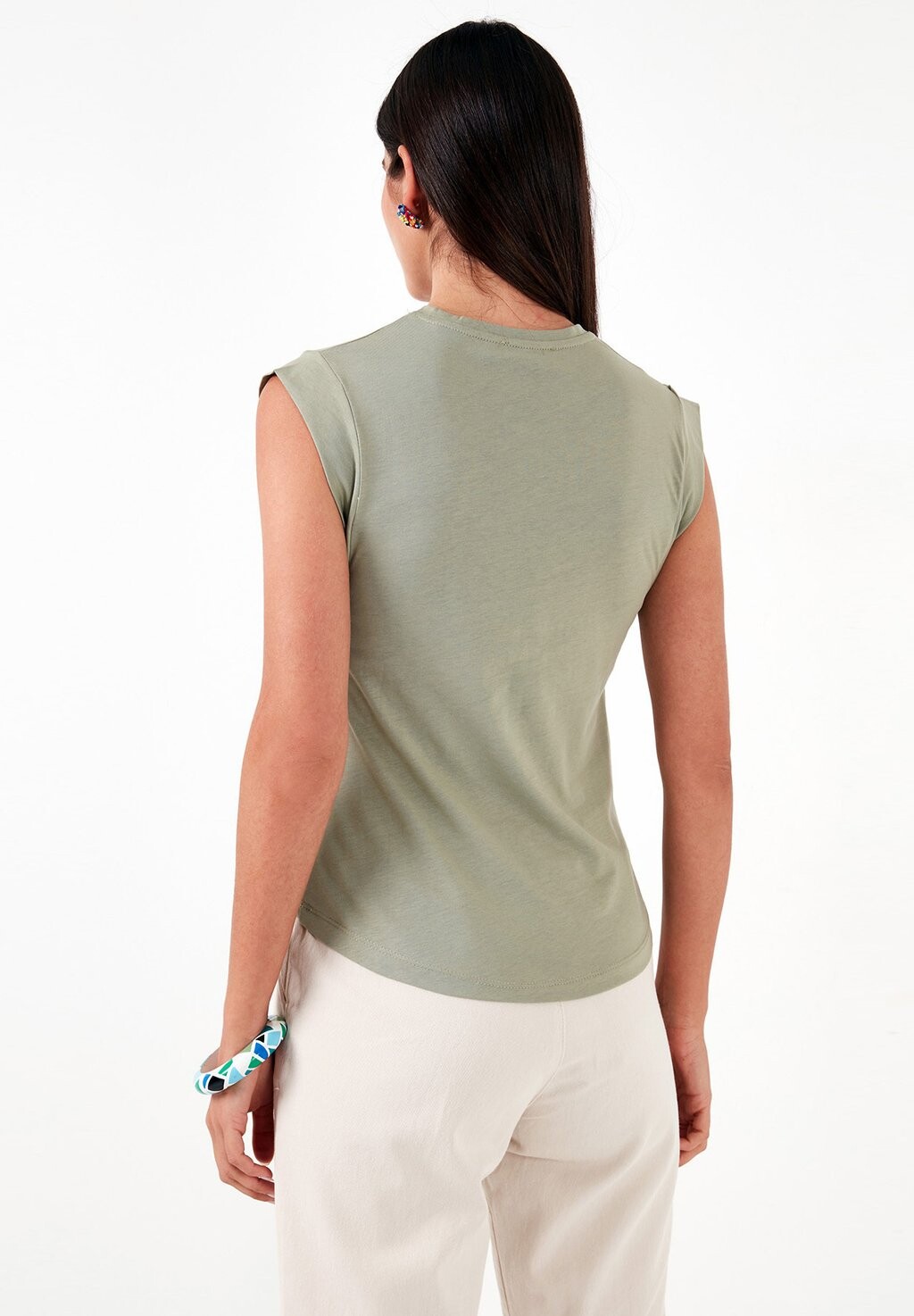 

Базовая футболка Crew Neck LELA, оливковая