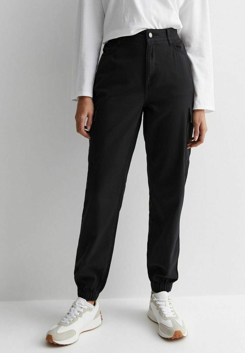 

Джинсы Tapered Fit CUFFED New Look, цвет black