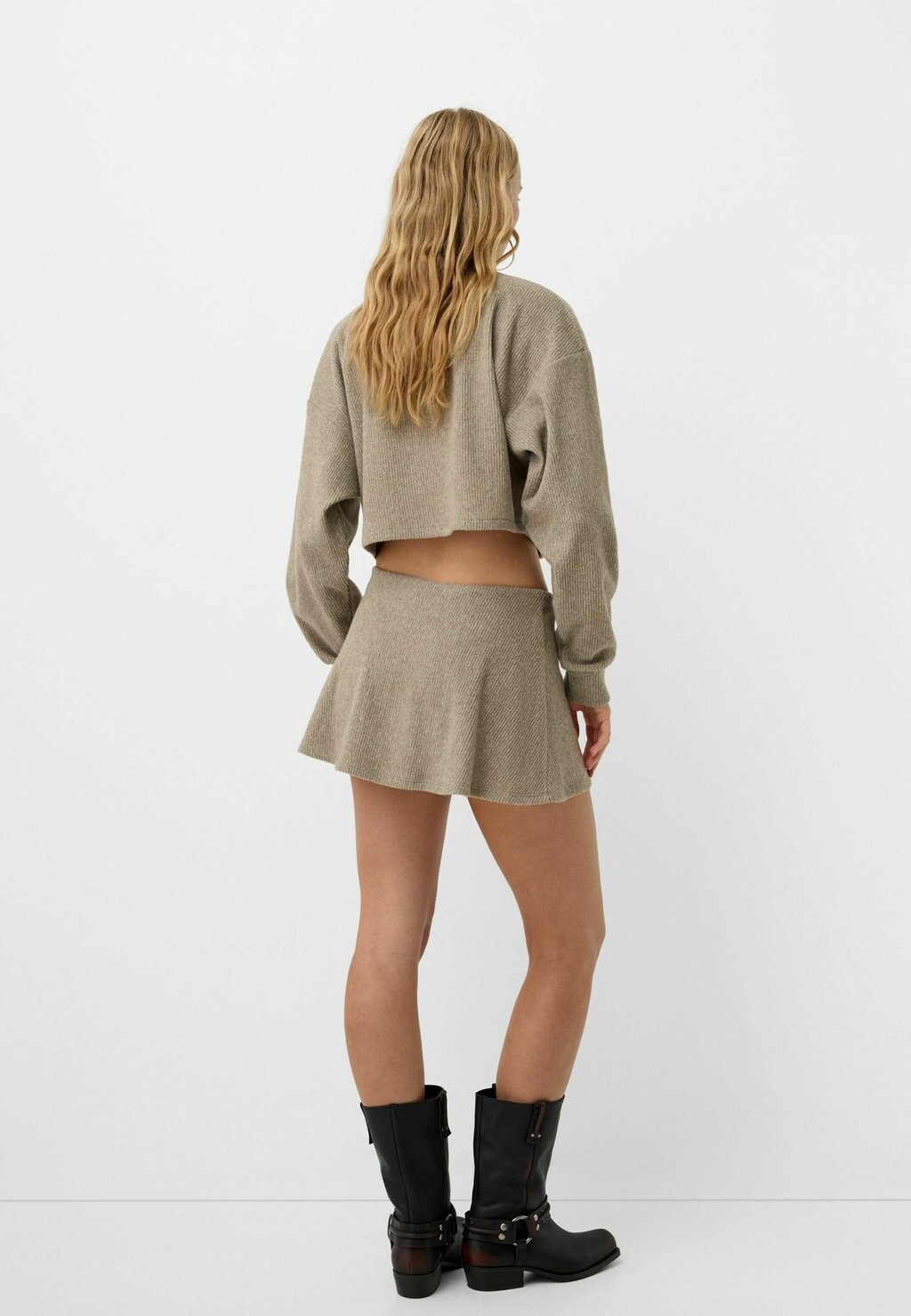 

Джемпер MOCK-NECK Bershka, бежевый