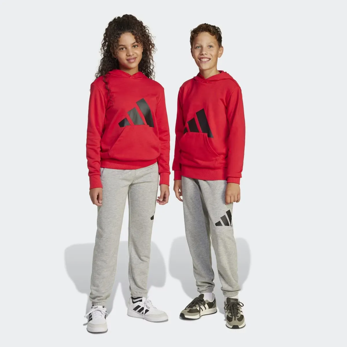 

Детские брюки Adidas Essentials, серый