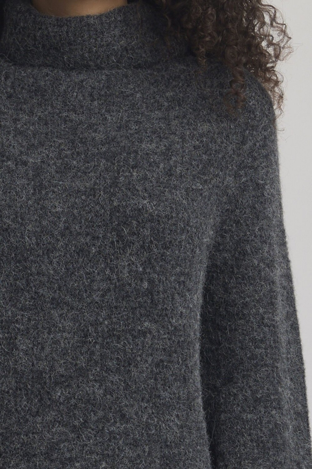 

Платье-джемпер ALPHA ROLLNECK DRESS Gestuz, темно-серый