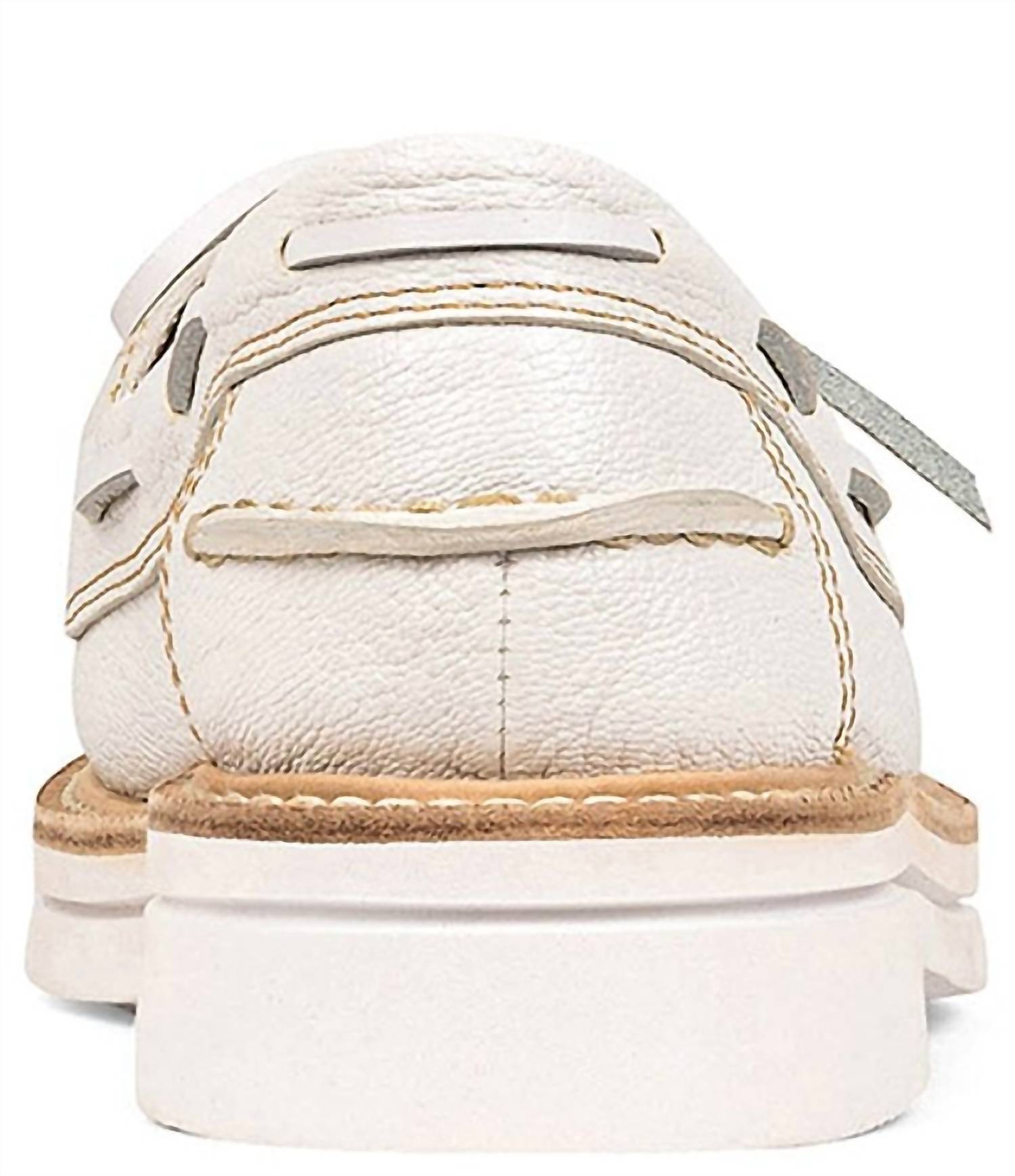 Женские лодочные туфли Lillith в бежевом цвете Donald Pliner — фото 3