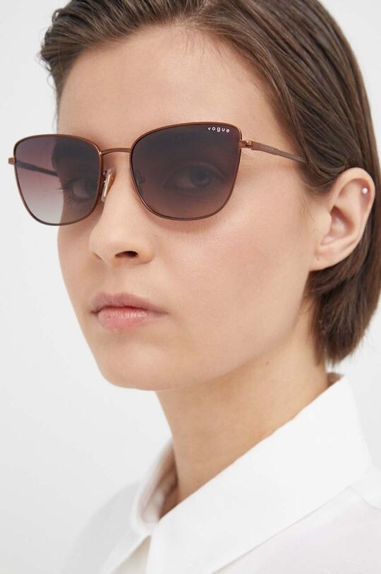 

Солнечные очки Vogue, коричневый