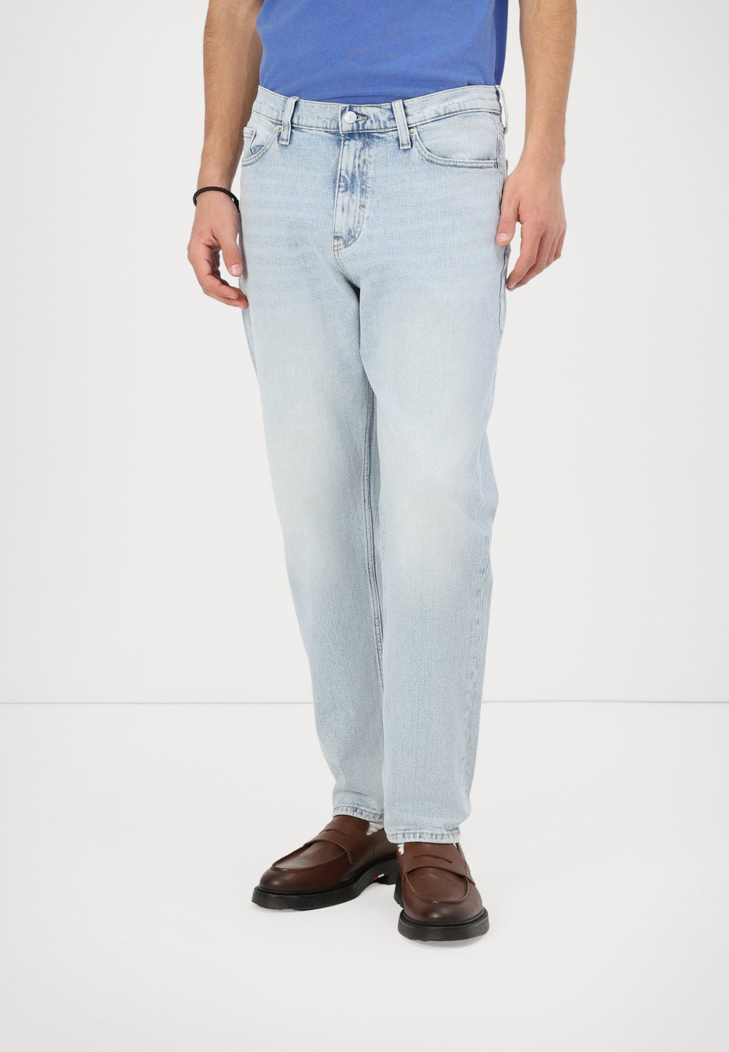 

Зауженные джинсы ISAAC - Relaxed fit jeans Tommy Jeans, цвет Denim Ultra Light