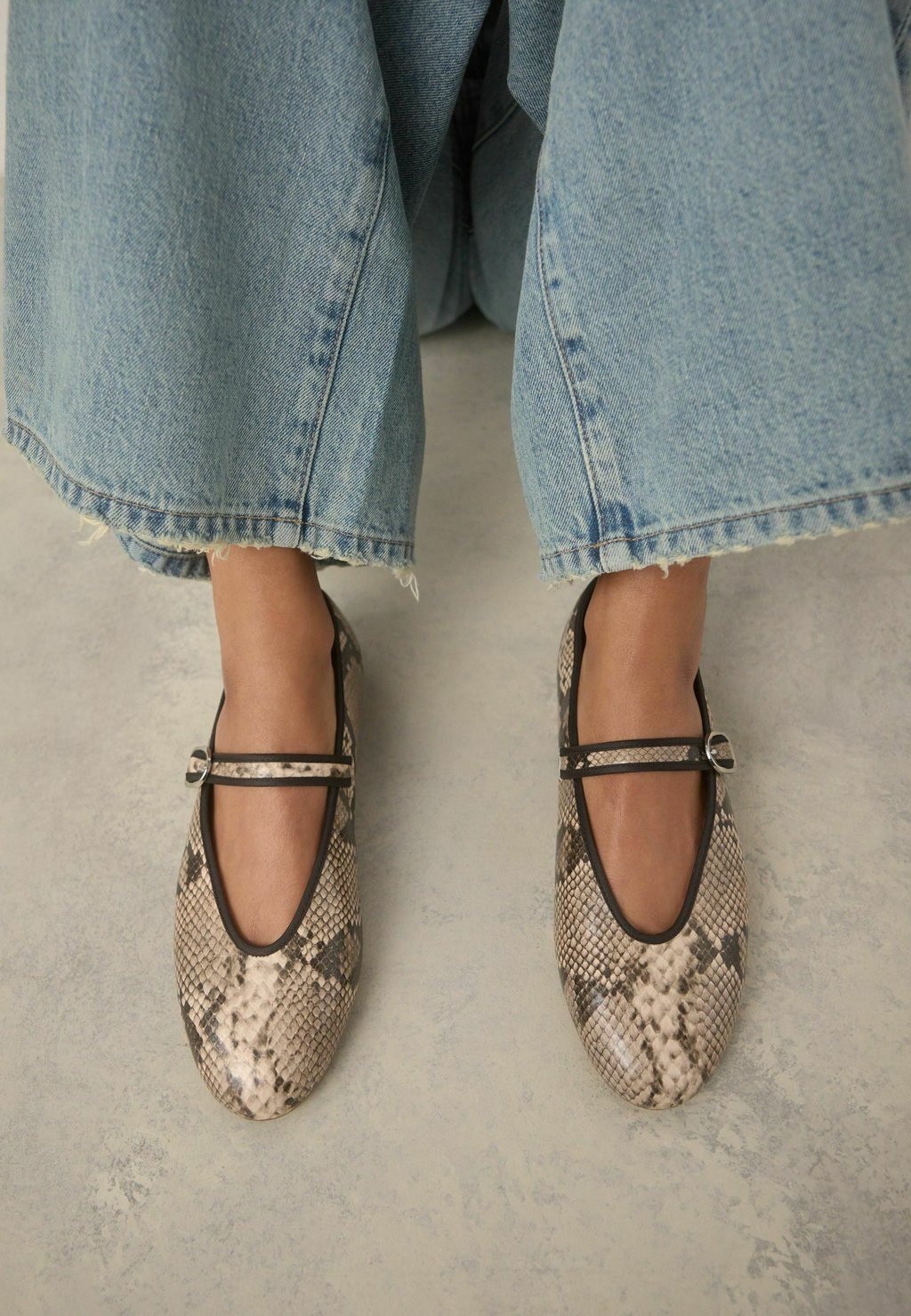 Балетки с ремешком на щиколотке FOREVER COMFORT ROUND TOE MARY JANE Next, светло-коричневый — фото 2
