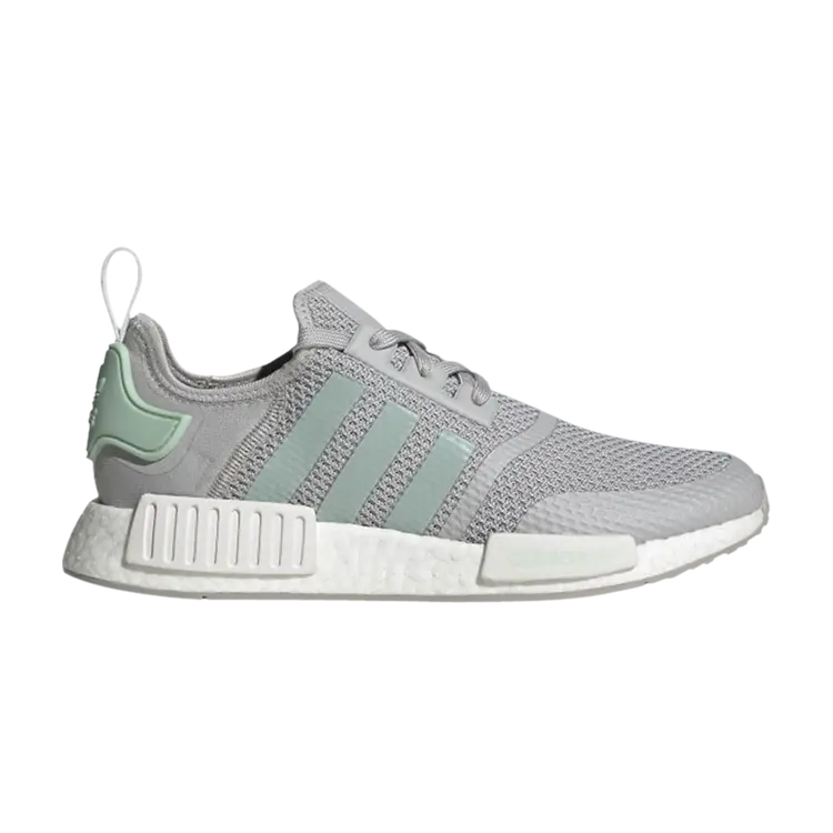 

Кроссовки Adidas NMD_R1, белый