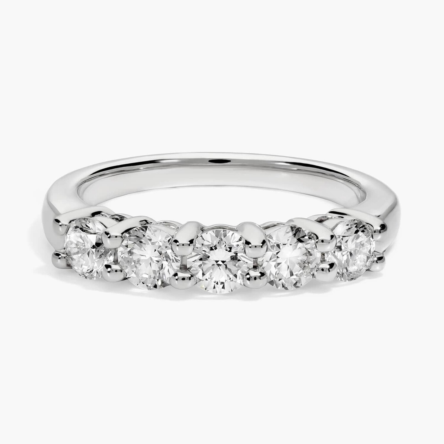 

Кольцо Eternal Five Diamond из платины (1 карат, два камня) Blue Nile
