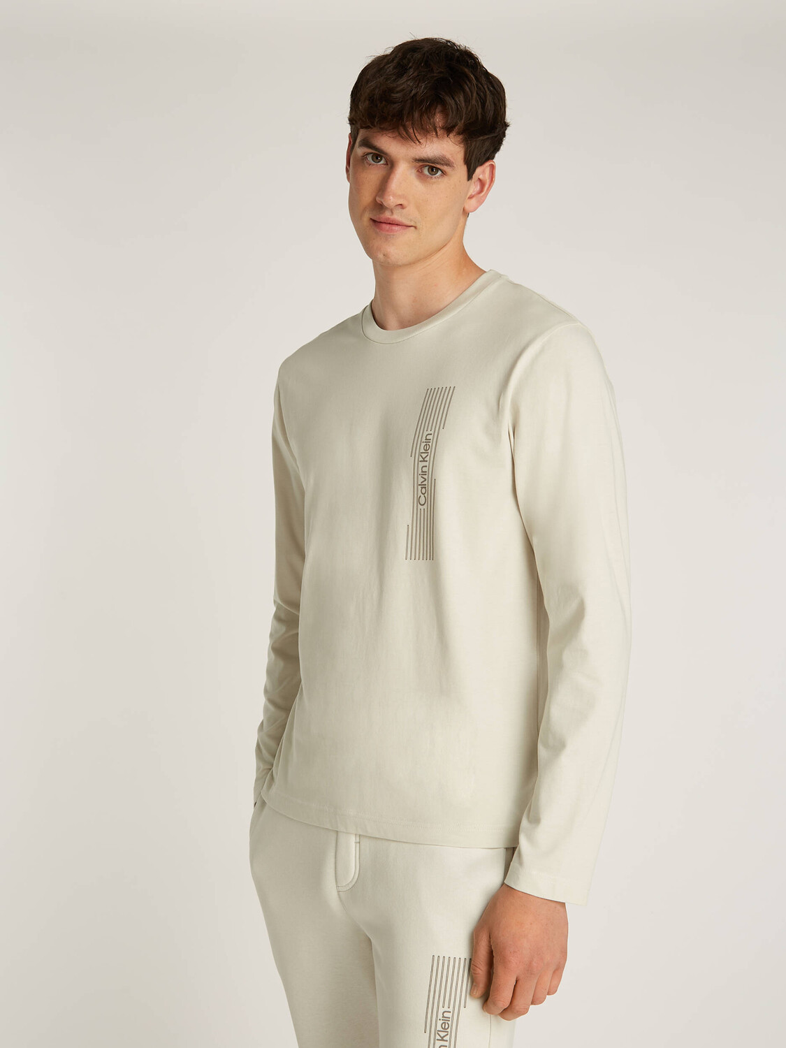 

Лонгслив Calvin Klein Regular Fit, белый