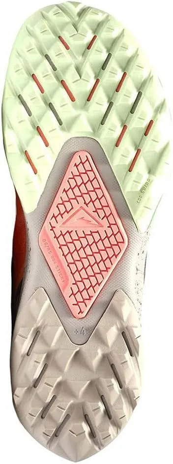 Мужские беговые кроссовки Nike Air Zoom Terra Kiger 6, черный/зеленый/розовый — фото 2