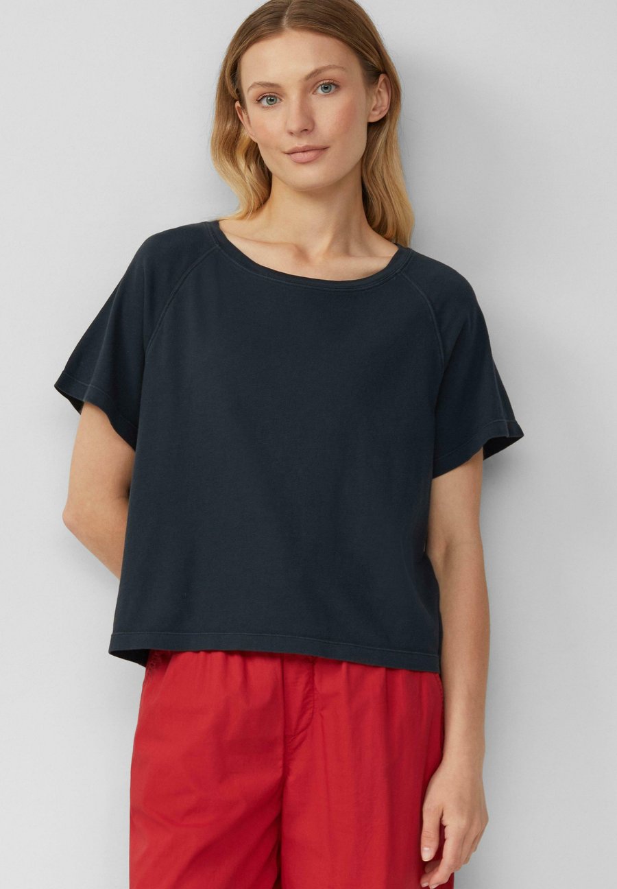 

Футболка s.Oliver Basic T-shirt, Schwarz/Black, Черный, Футболка s.Oliver Basic T-shirt, Schwarz/Black