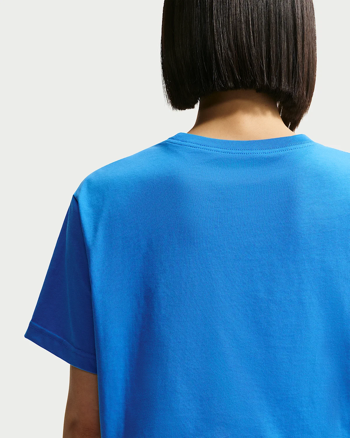 Женский свободный короткий топ с коротким рукавом Nike Sportswear Classic, Light Photo Blue — фото 2