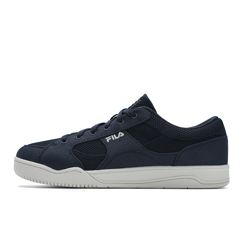 

FILA SLANT SHOT Cloud Boat Shoes. Дышащие и легкие низкие парусиновые туфли для мужчин. Цвет: ягодно-синий