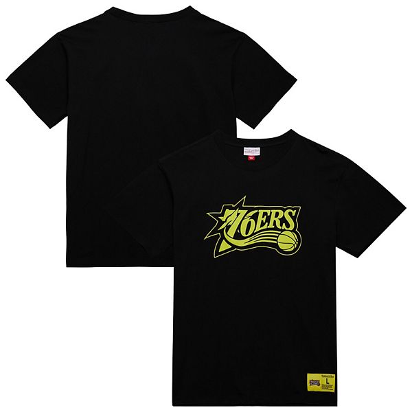 

Мужская черная футболка Philadelphia 76ers Hardwood Classics Neon Nights Premium Mitchell & Ness