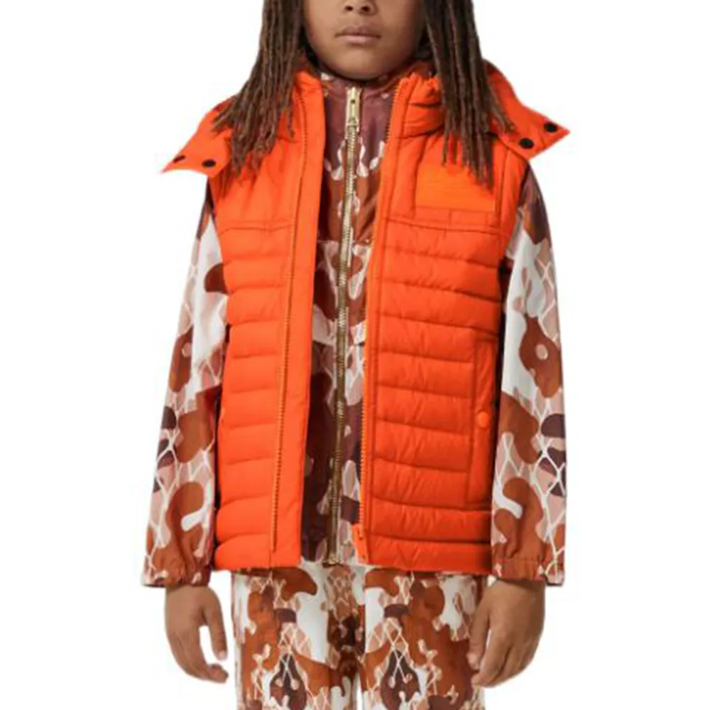 Burberry Жилет FW22 Dark Cinnamon детский — фото 4