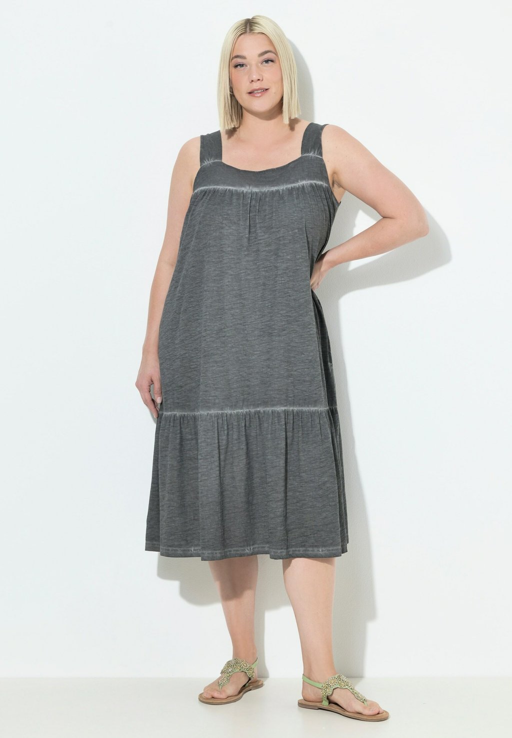 

Платье из джерси COLD DYED ÄRMELLOS Ulla Popken, серый