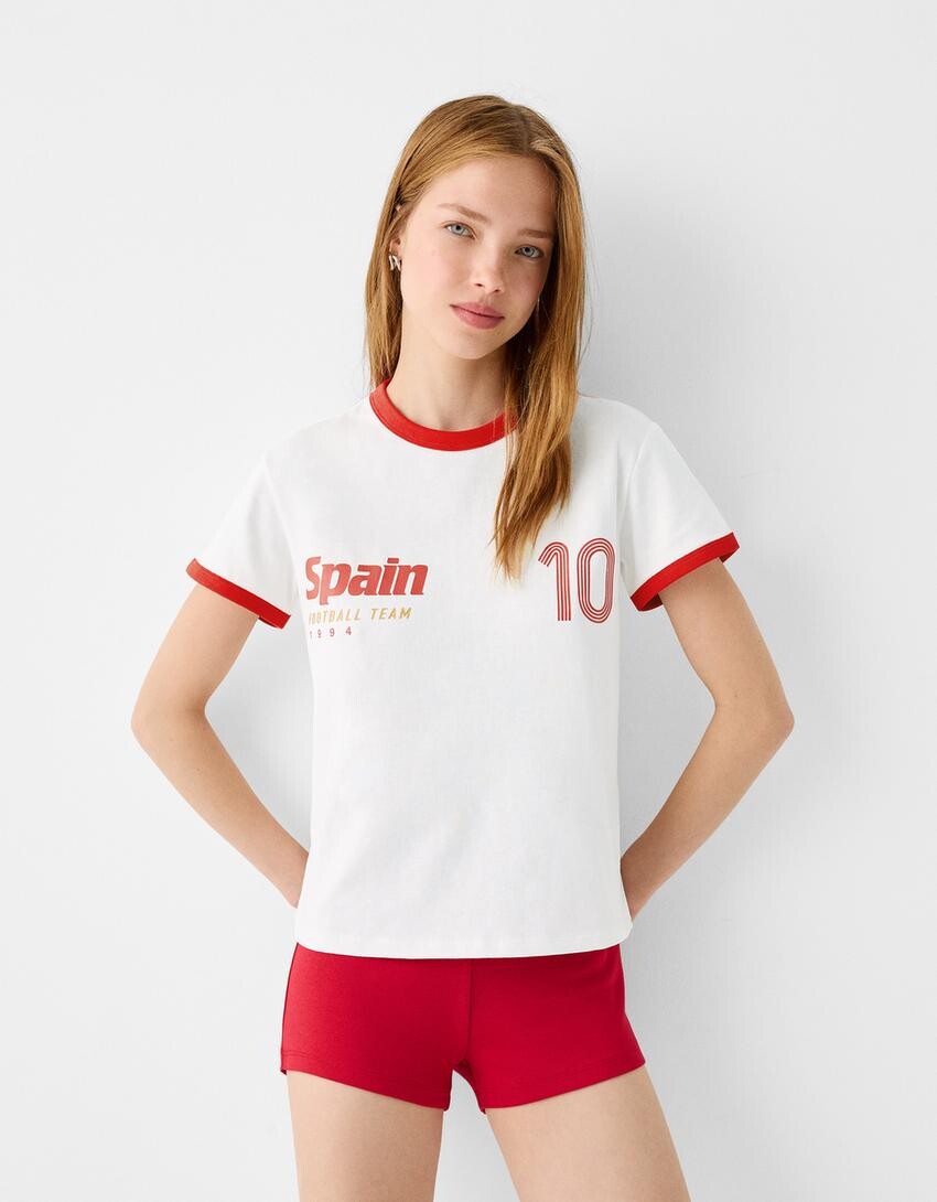 

Спортивная футболка с коротким рукавом и контрастной отделкой Bershka, бежевый