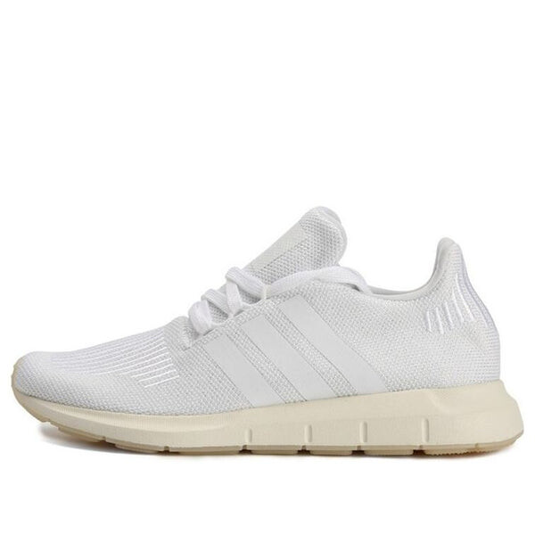 

Кроссовки Swift Run Adidas, белый