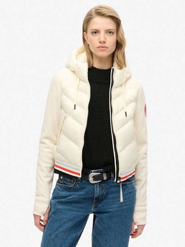 

Гибридная куртка-бомбер storm fuji с капюшоном Superdry, белый