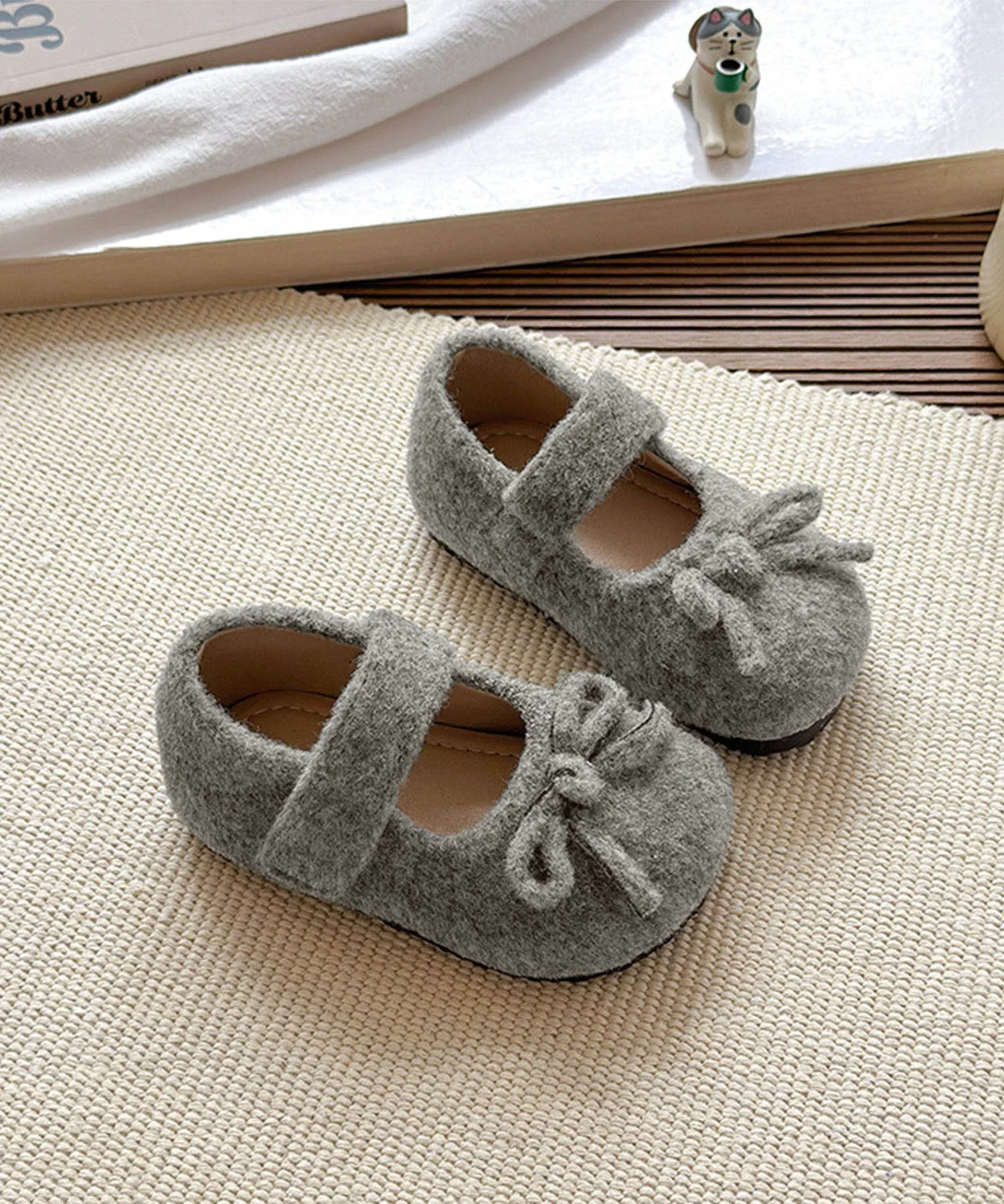 Детские туфли с ремешками, похожими на шерсть Aimoha Kids, Light gray — фото 2