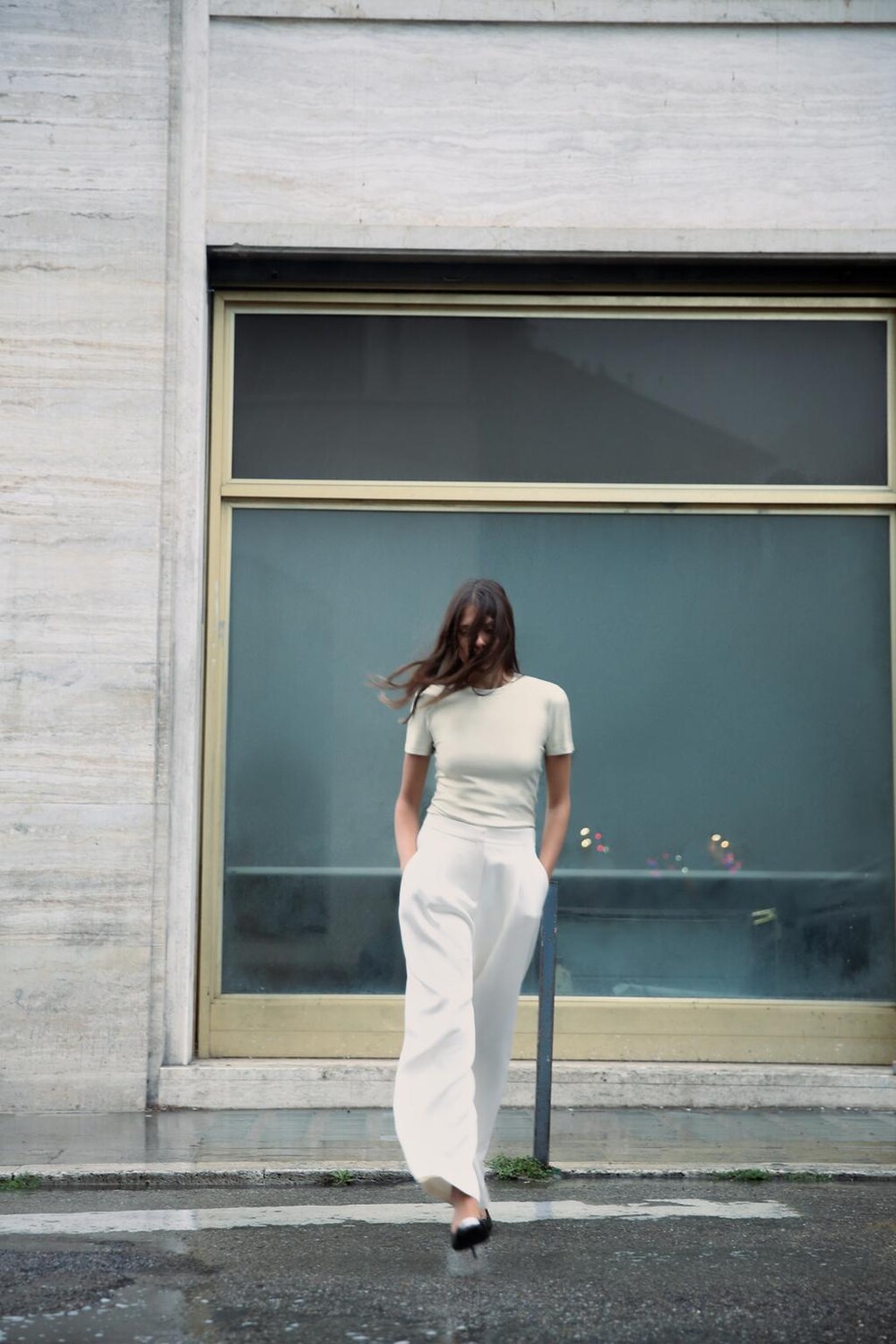 

Футболка с металлическим оттенком в рубчик ZARA, золотой