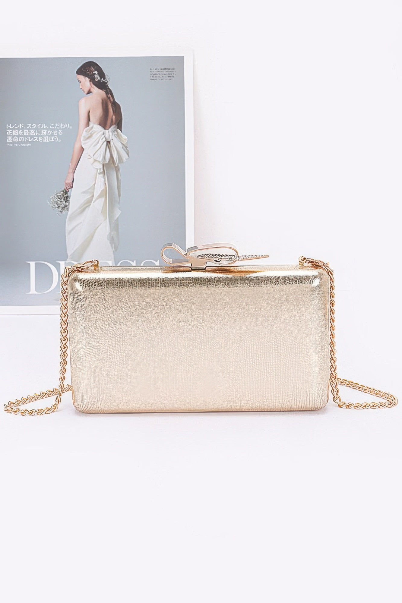 

Металлический клатч с лентой FASHNZFAB, золотой