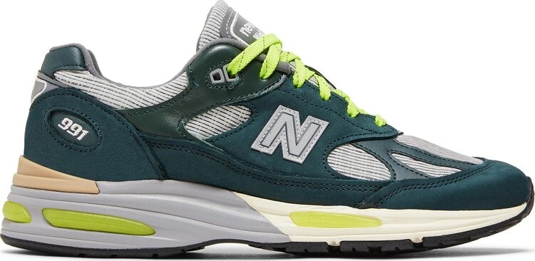 

Кроссовки Patta x 991v2 Made in England 'Sea Moss', зеленый