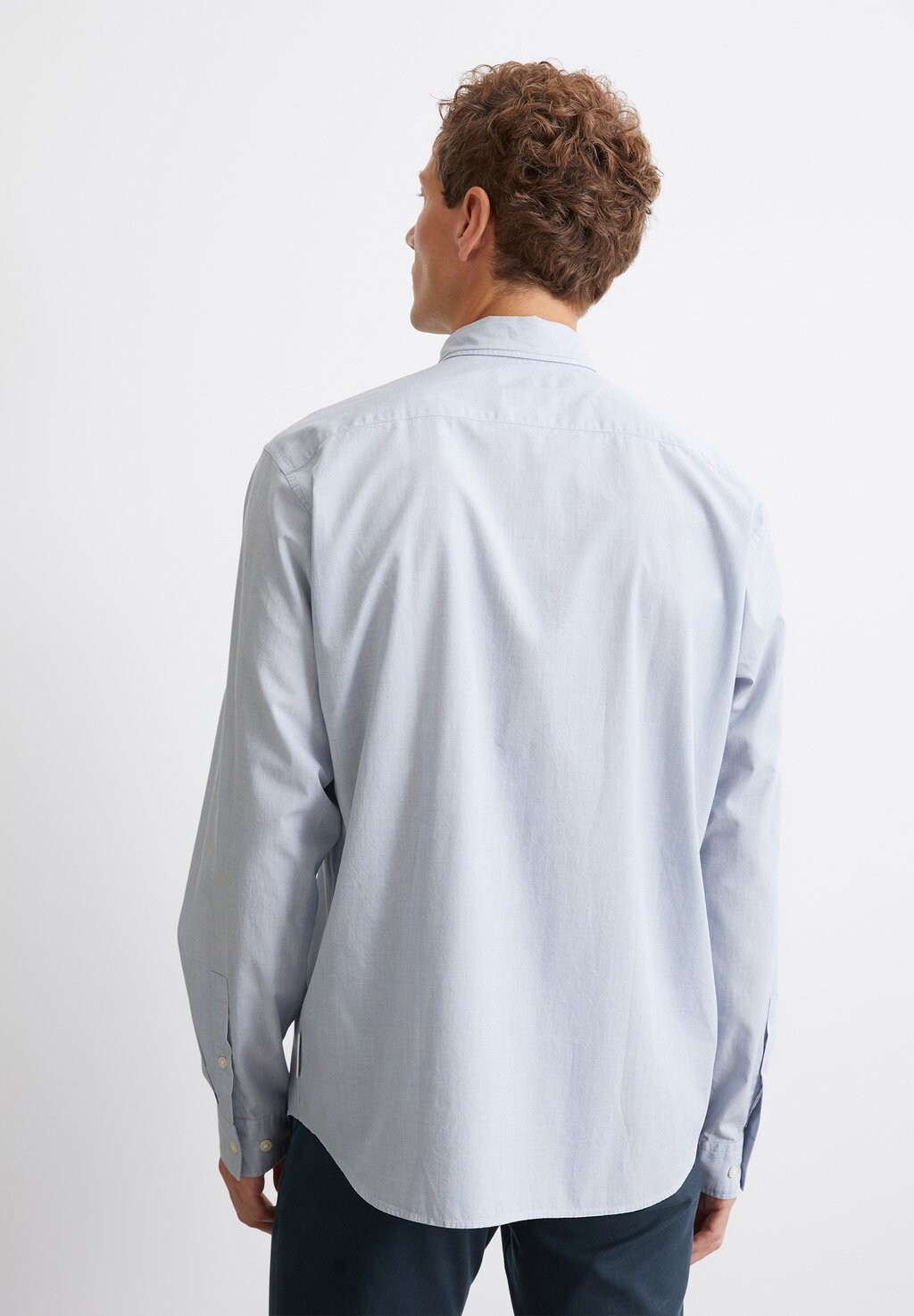 

Рубашка KENT COLLAR LONG SLEEVES ONE RECTANGULAR CHEST POCKET ROUND HEM Marc O'Polo, светло-голубой