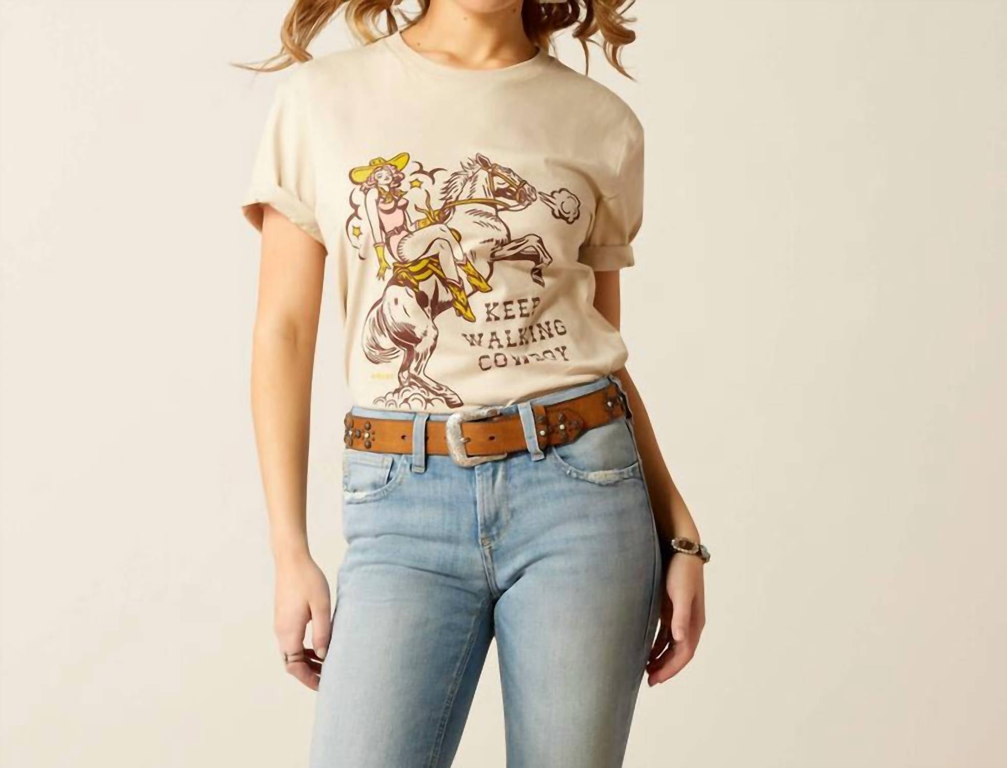 

Футболка Keep Walkin' Cowboy в натуральном цвете ARIAT, цвет natural