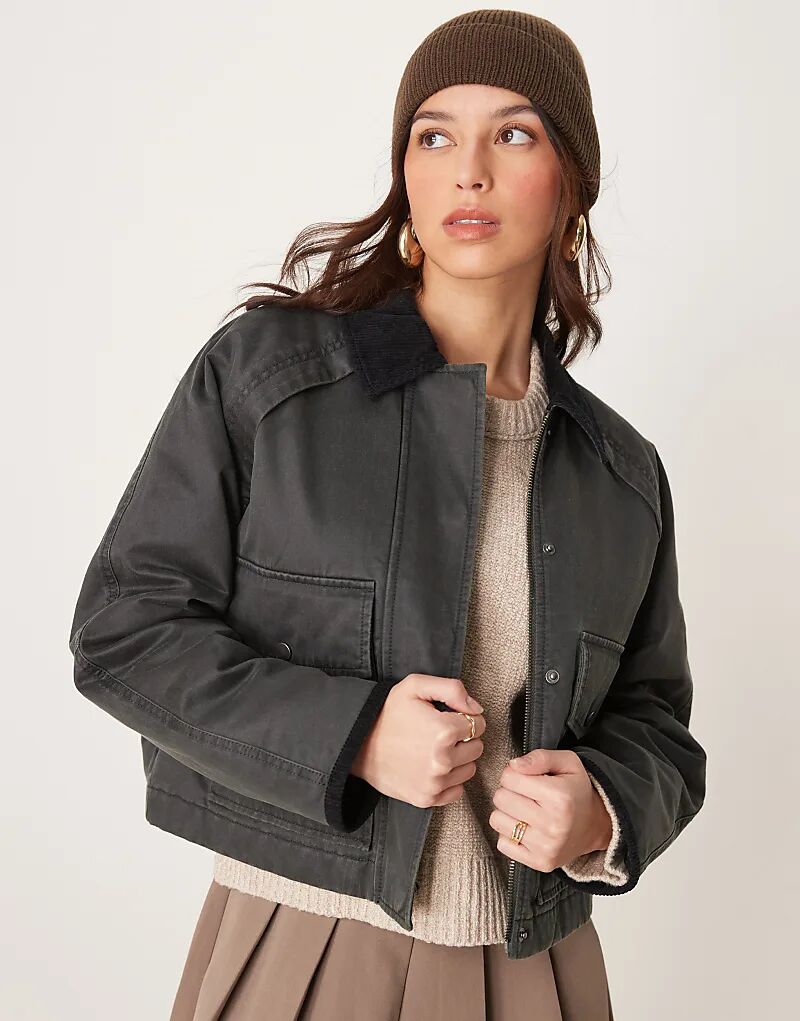 

Короткая рабочая куртка черного цвета Abercrombie & Fitch