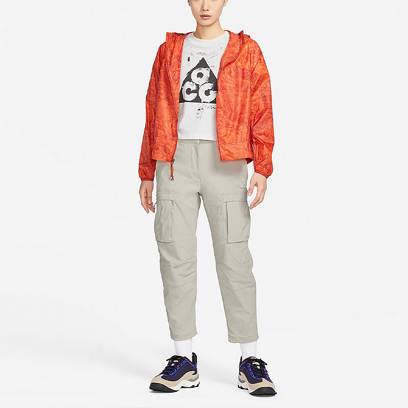 Футболка женская Nike ACG DRI-FIT с удлиненным рукавом и принтом "Горная вершина" белая — фото 4