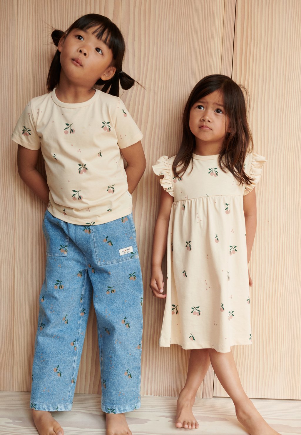 

Повседневное платье NEVEAH PRINTED DRESS Liewood, цвет Peach/Sea Shell