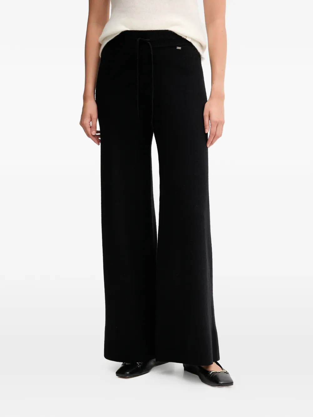 

Брюки свободного кроя с поясом на завязке Gaudi, черный