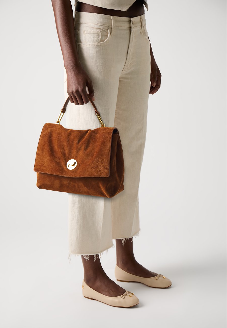 

Сумка Coccinelle LIYA, Cognac/Cognac/Cognac