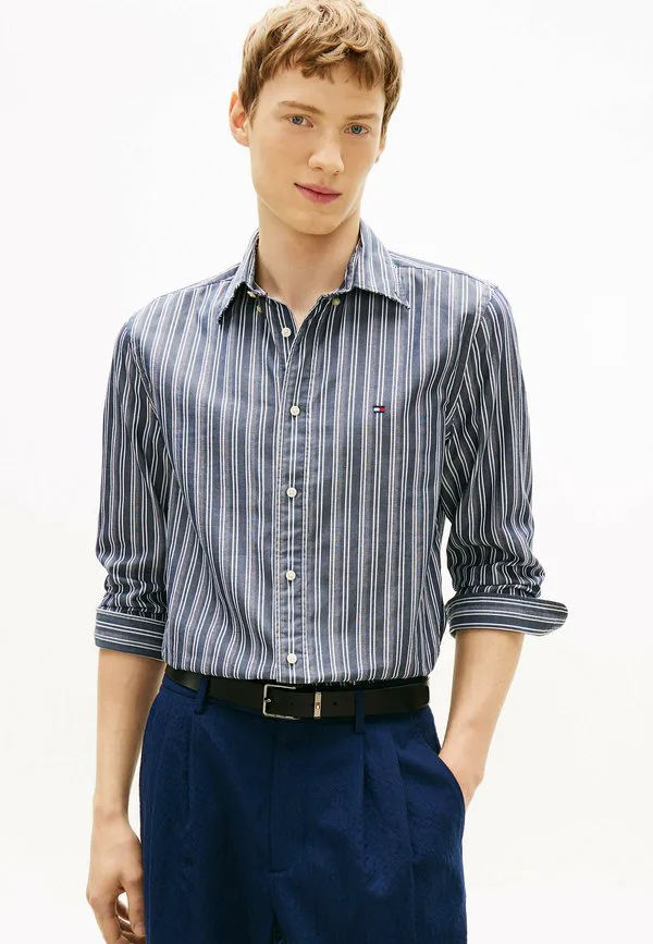 Рубашка в полоску с текстурой, стандартного кроя Tommy Hilfiger, Carbon Navy Stripe