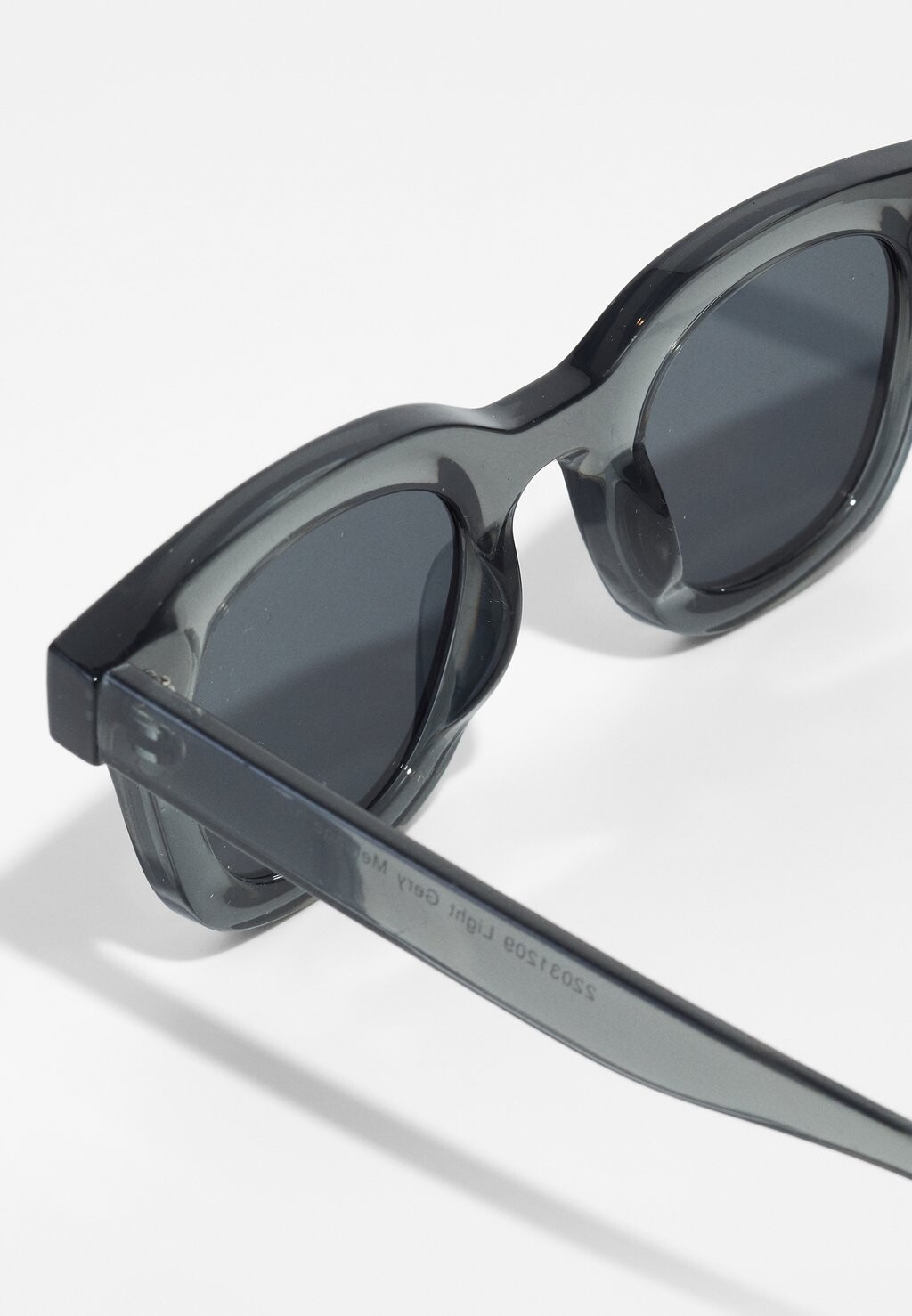 

Солнцезащитные очки ONSCLARK SUNGLASSES UNISEX 2-PACK Only & Sons, светло-серый
