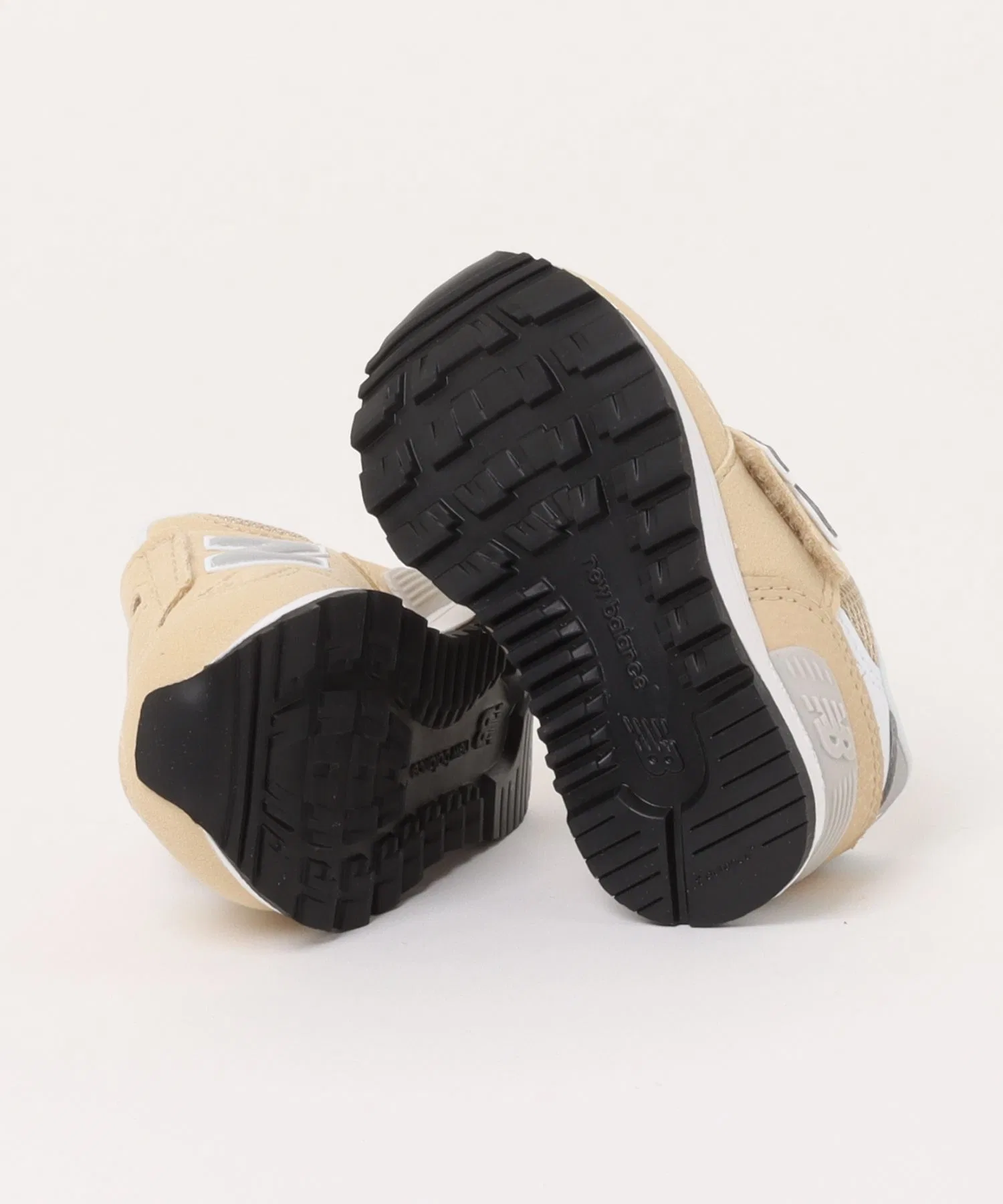 Детские кроссовки New Balance I313 из искусственной кожи бежевые — фото 3
