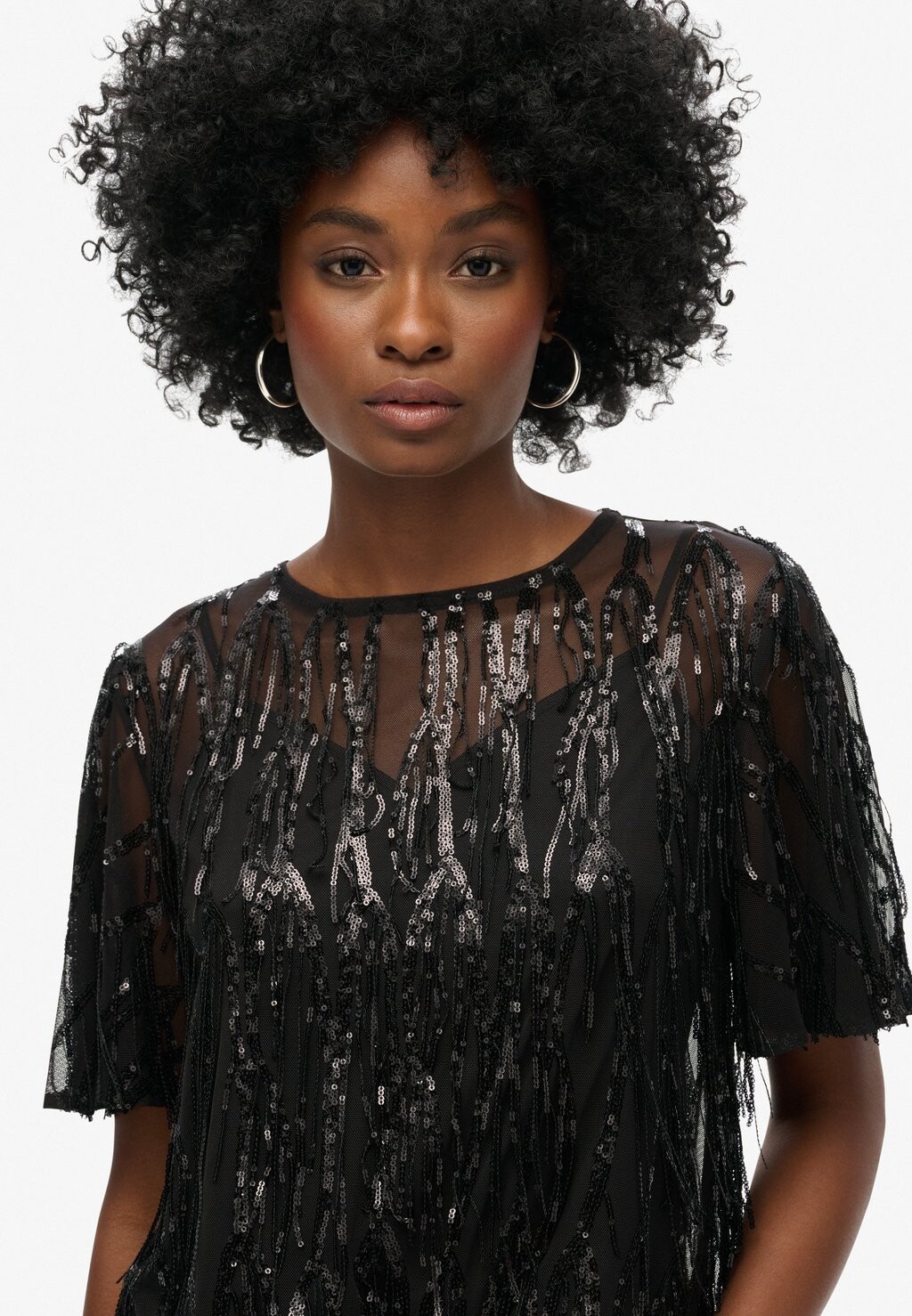 

Блуза SHORT SLEEVE SEQUIN Superdry, черный