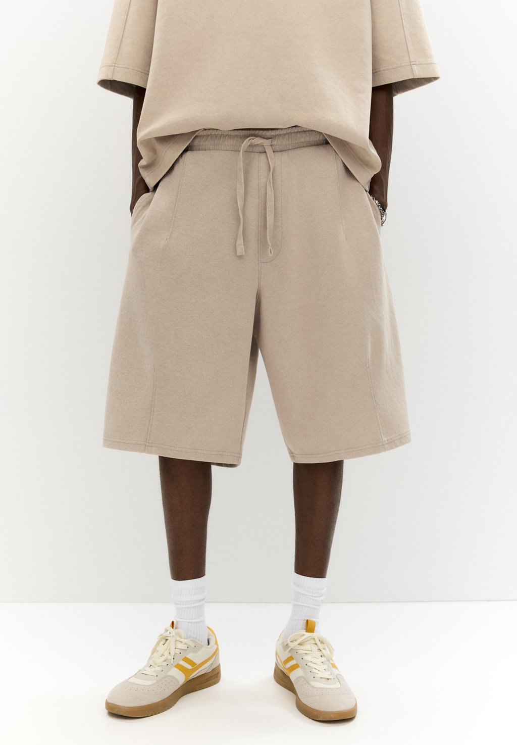 

Шорты PULL&BEAR, бежевый