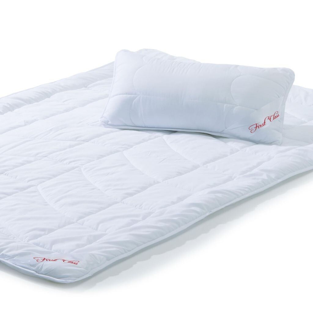 

Летнее одеяло First Class 1x155x220 + 1x40x80 PES микрофибра 650+600г стежка зоны тела CelinaTex