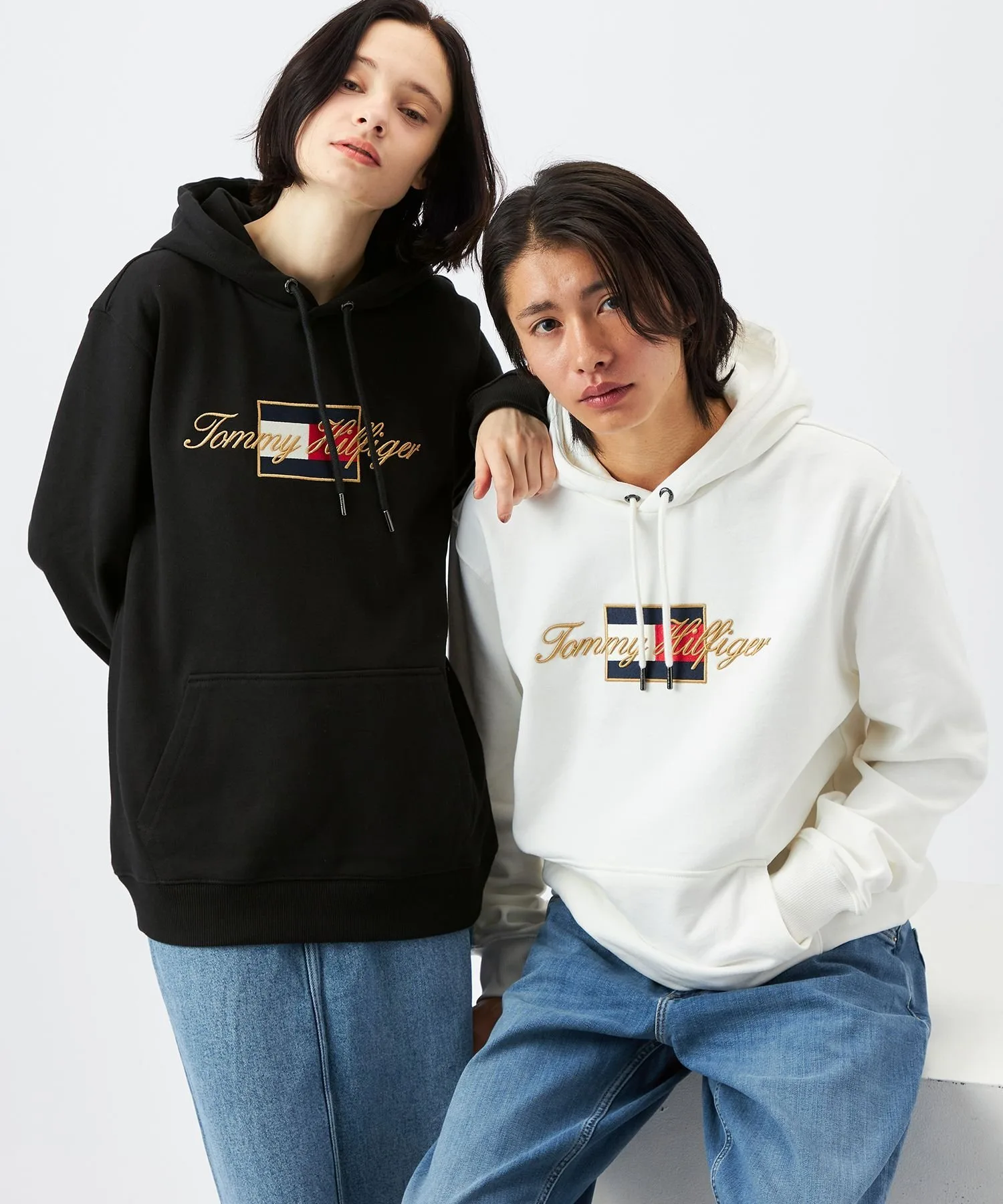 Толстовка с золотой вышивкой TOMMY HILFIGER, Black BDS — фото 3
