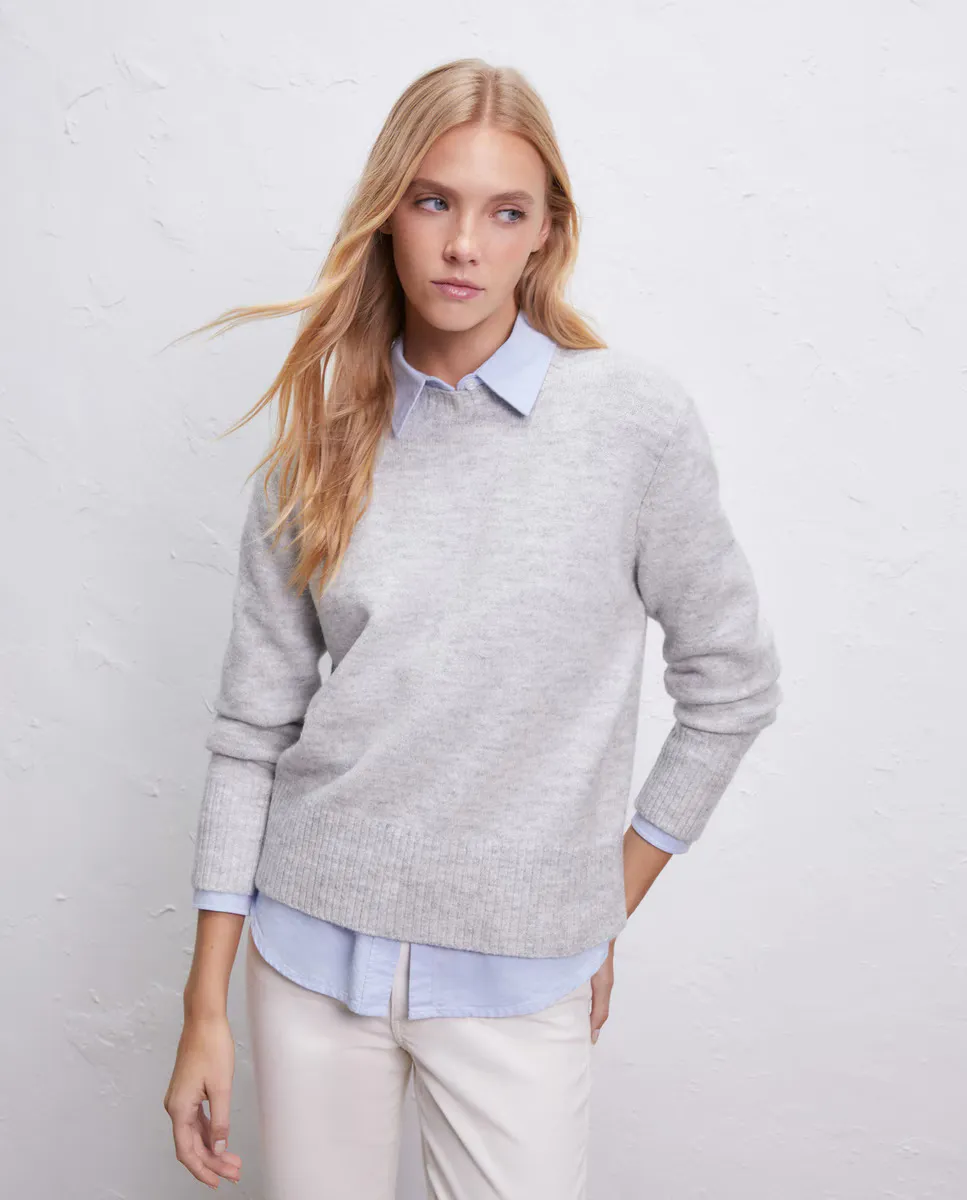 

Женский базовый свитер с круглым вырезом Baguilla Easy Wear, светло-серый