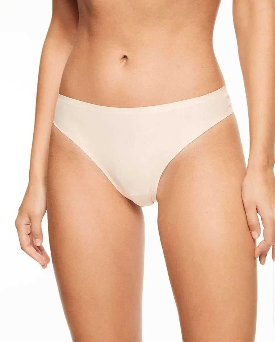 

Бесшовные стринги с эффектом второй кожи SoftStretch Chantelle, бежевый