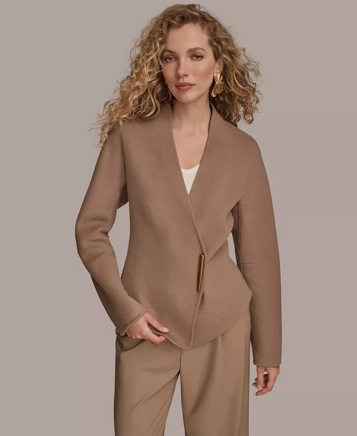 

Женская куртка с V-образным вырезом и аппликацией Donna Karan New York, загар/бежевый