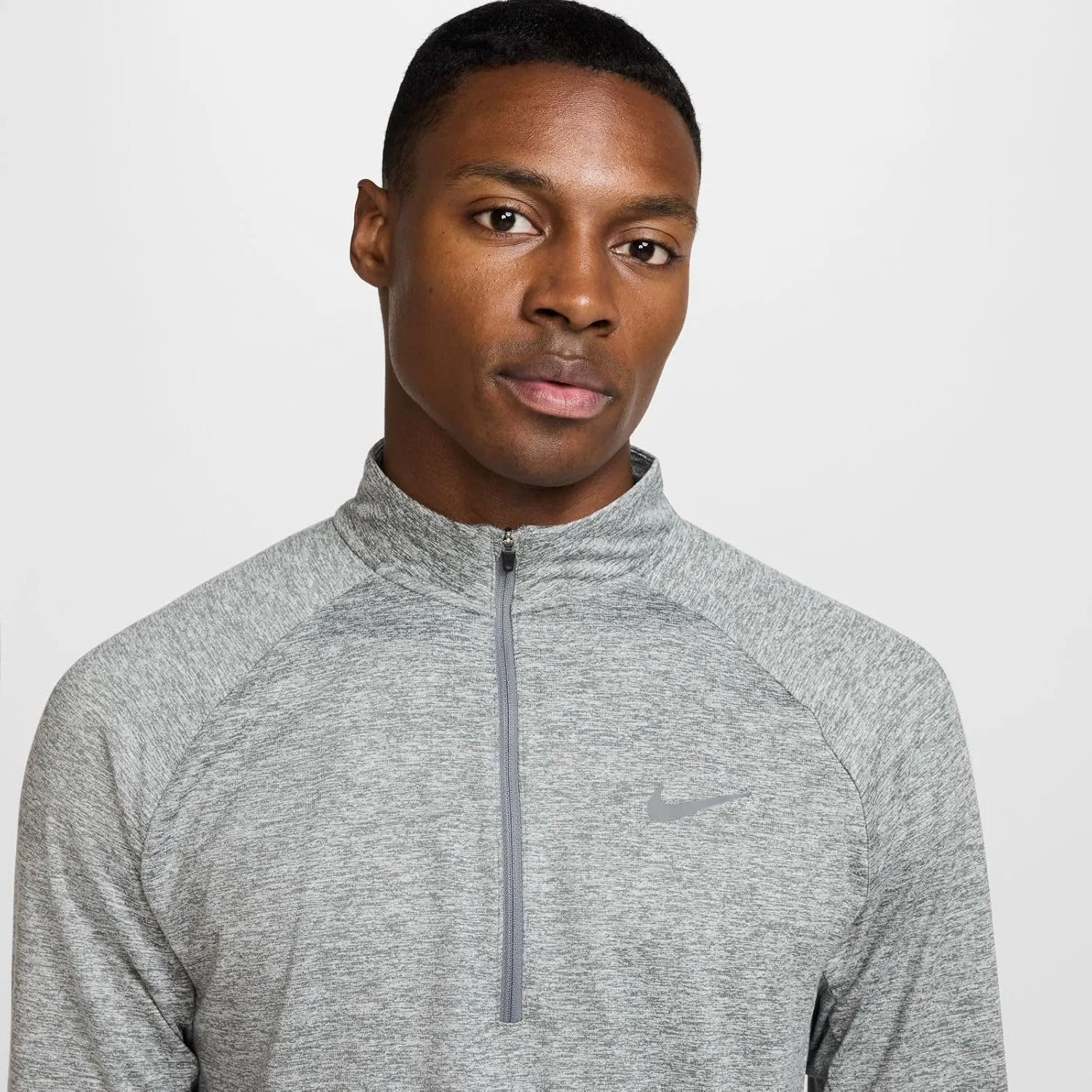 Мужская беговая футболка Nike Stride Dri-fit с застежкой-молнией на четверть длины — фото 4