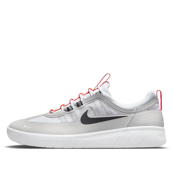 

Кроссовки nyjah free 2 sb Nike, серый
