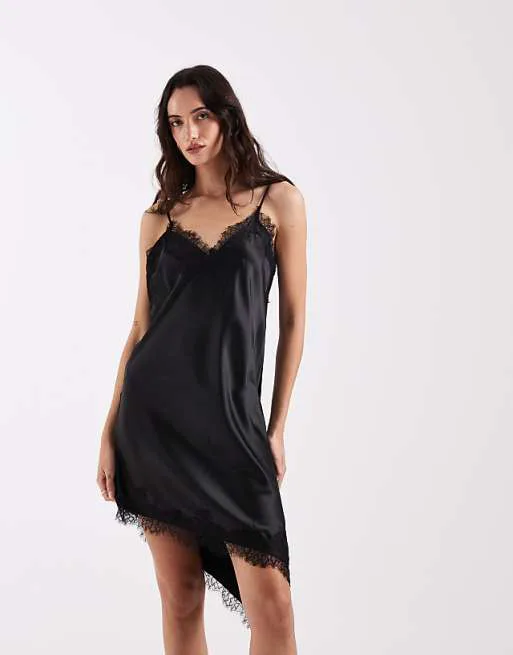 

Черное атласное мини-платье асимметричного кроя ONLY с кружевом